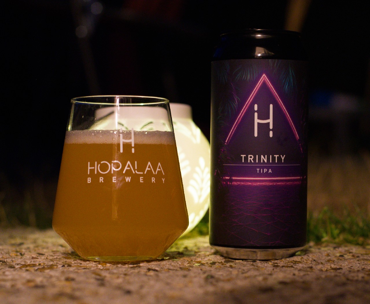 Trinity, Hopalaa