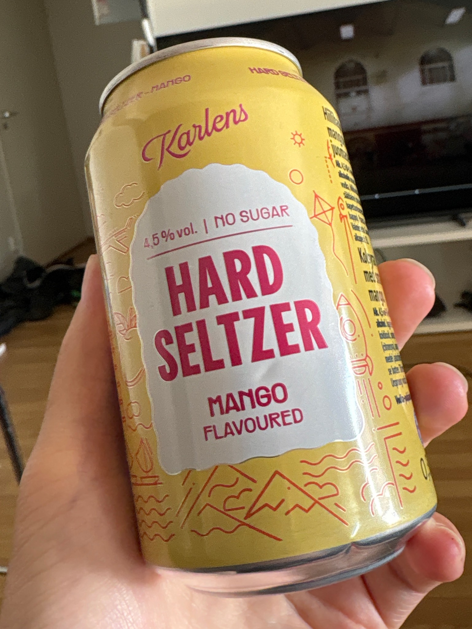 Karlens Vodka Hard Seltzer Mango, Finland