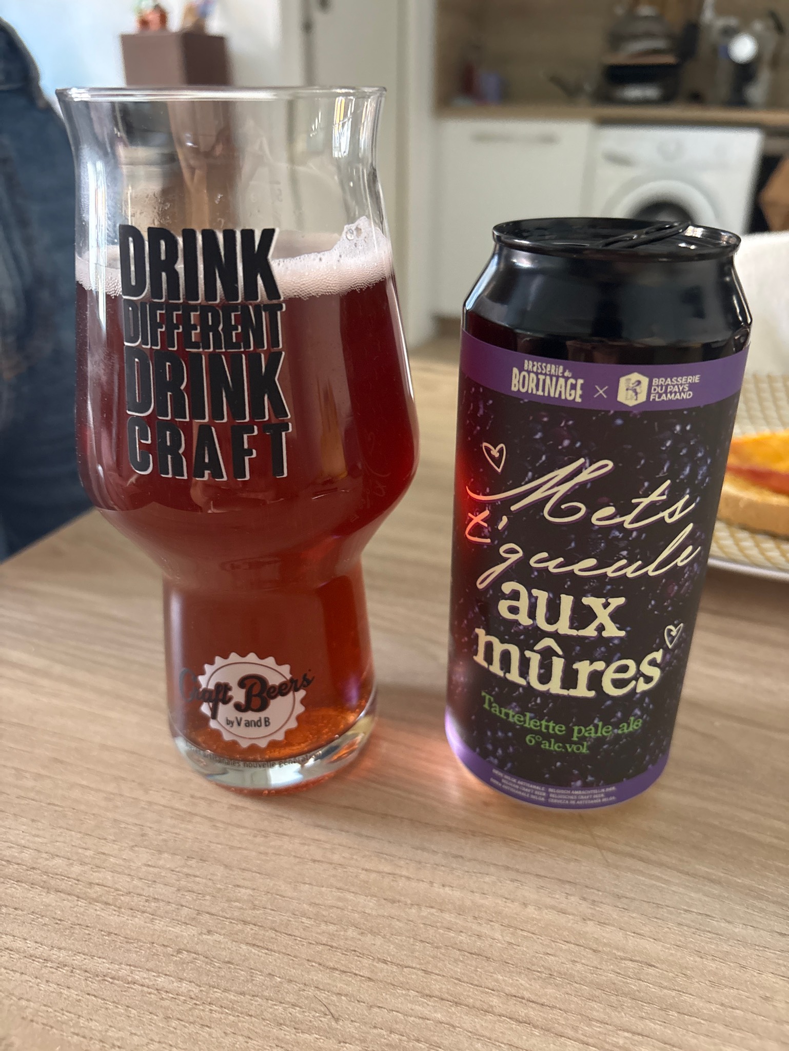 Mets t'gueule aux mûres, Brasserie du Borinage