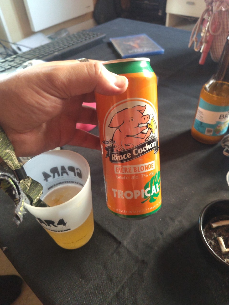 Rince cochon tropical, Belgium