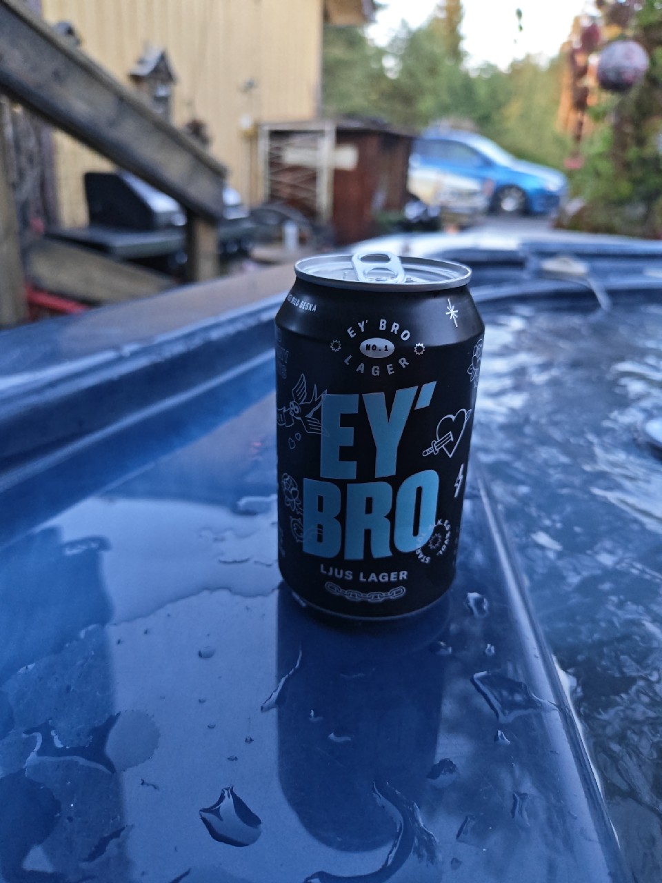 Ey'bro, Sweden