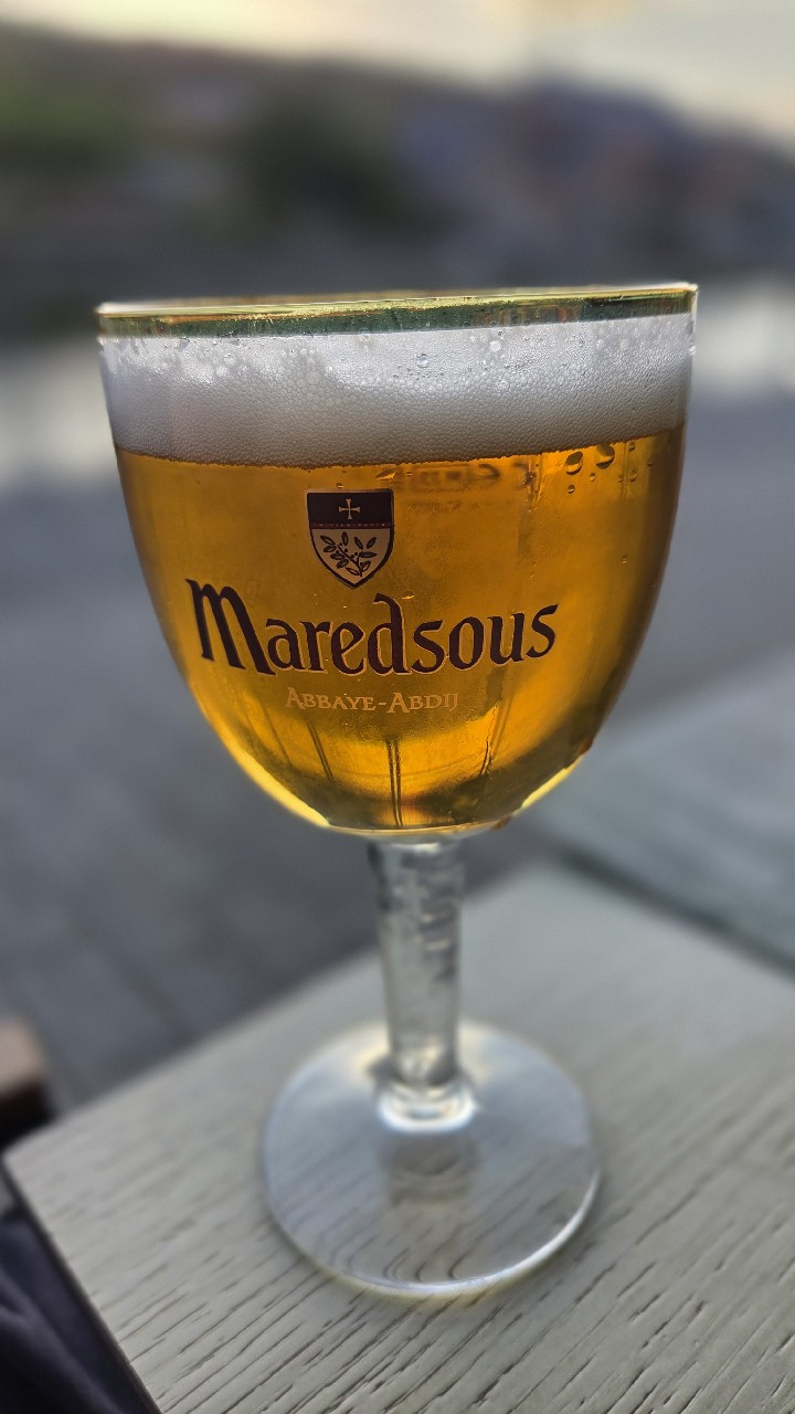 Maredsous 10° Triple, Belgium