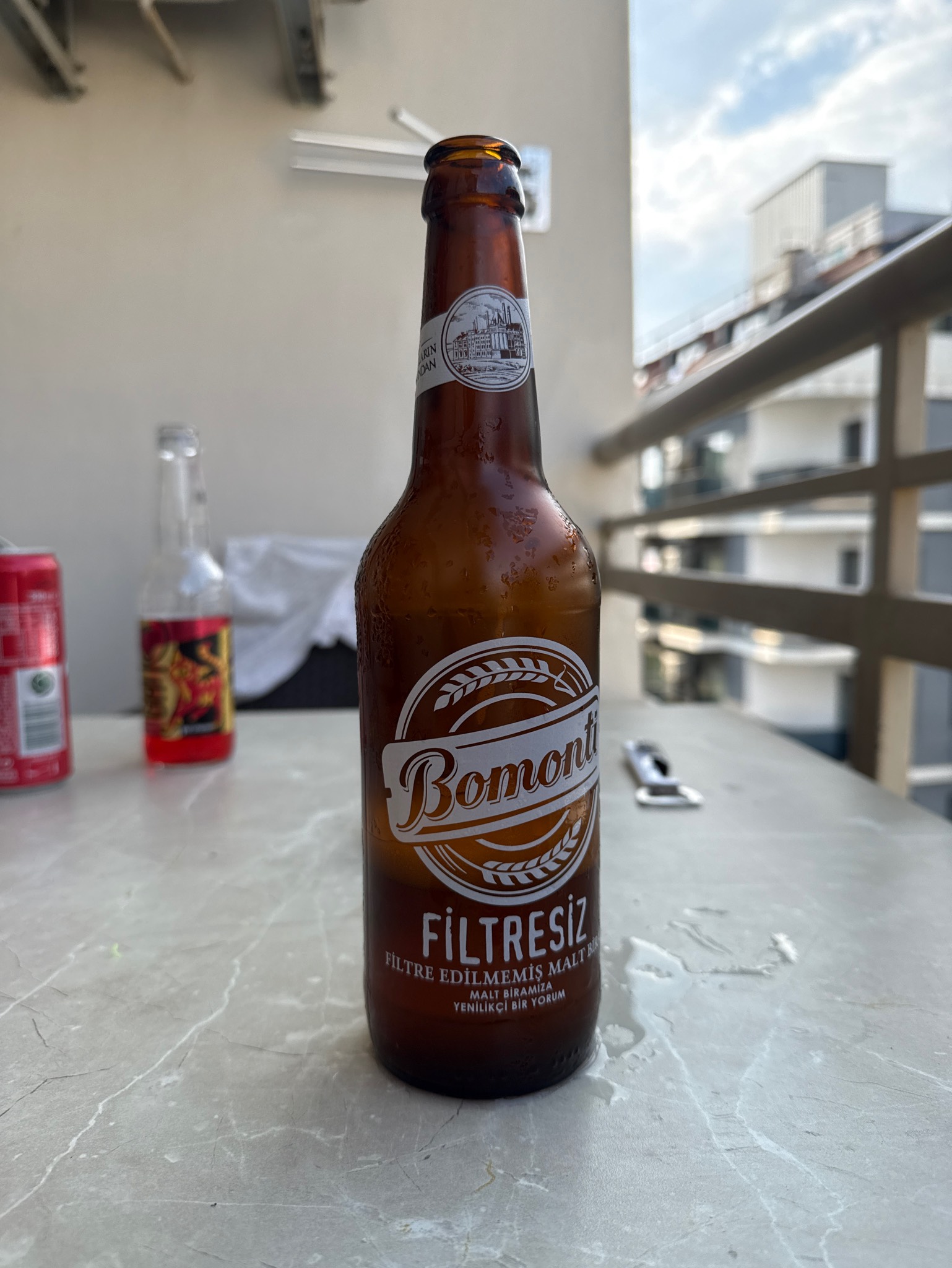 Bomonti Filtresiz 100% Malt, Turkey