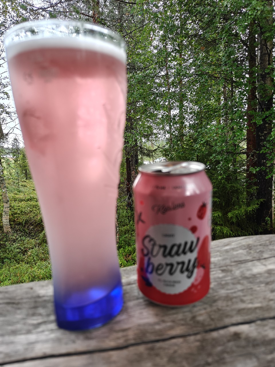 Karlens Strawberry Light, Finland