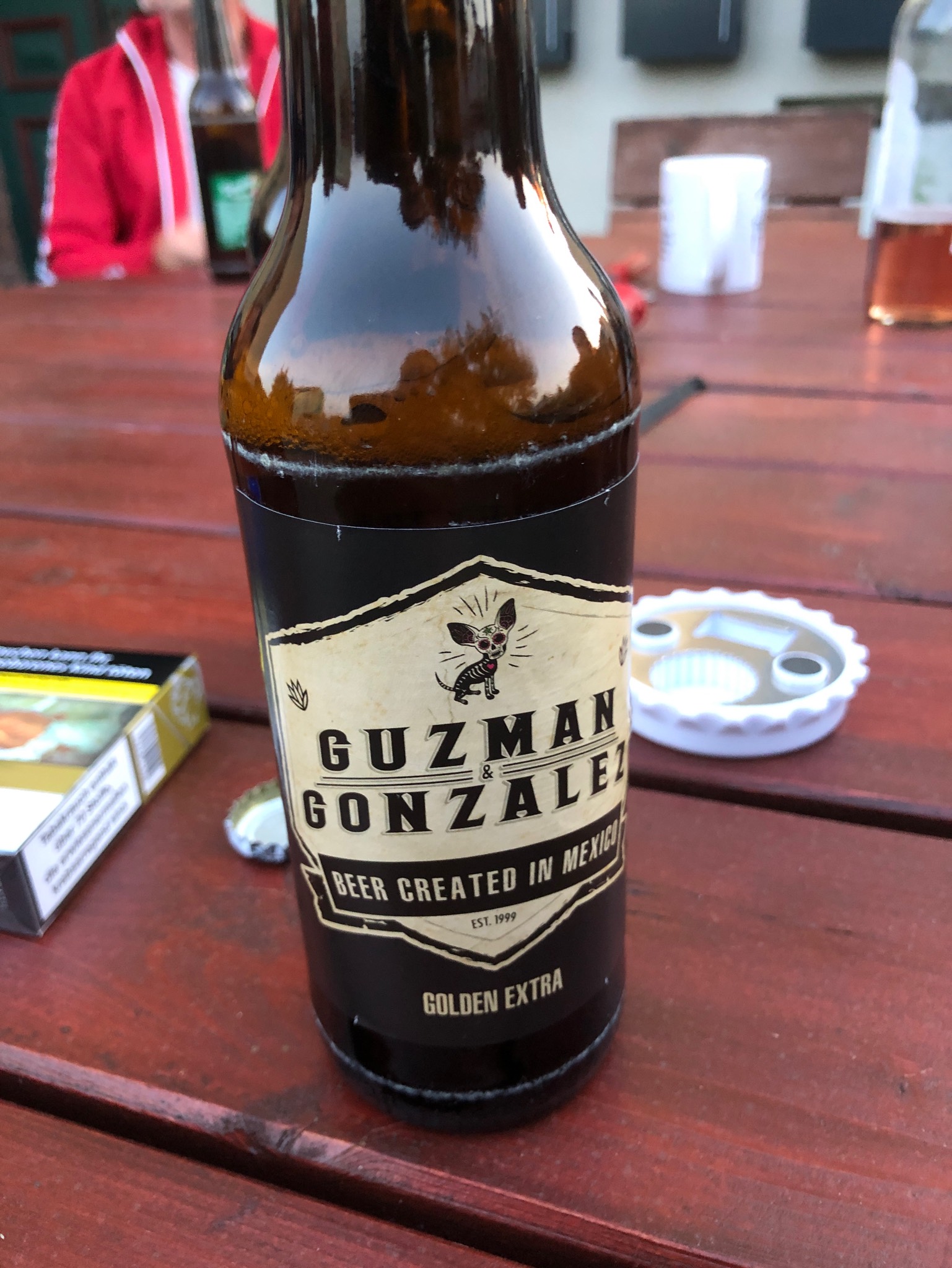 Guzman y Gonzalez Cerveza Oro, Cervecería Allende