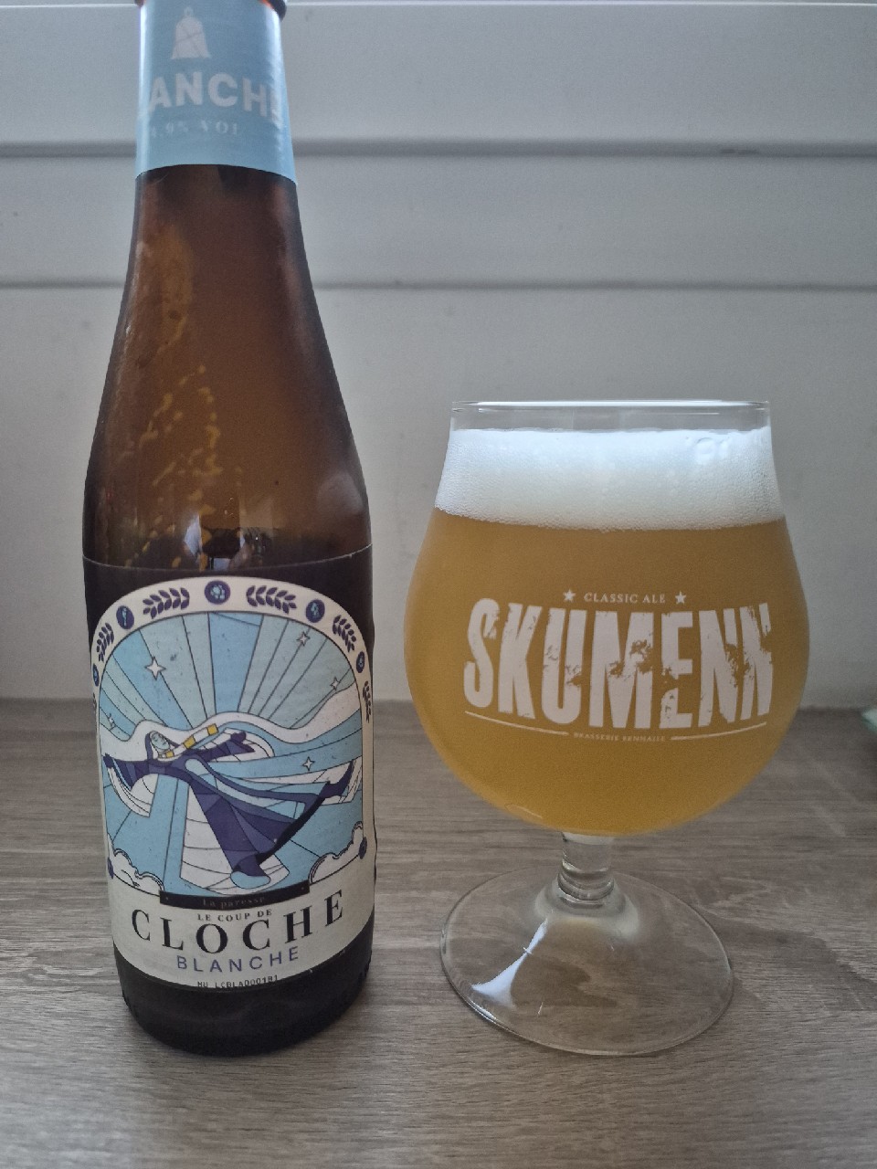 Le coup de cloche blanche, Belgium