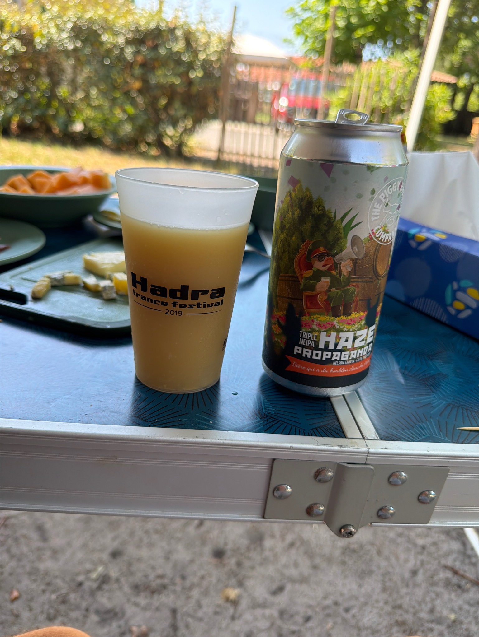 Haze Propaganda, France
