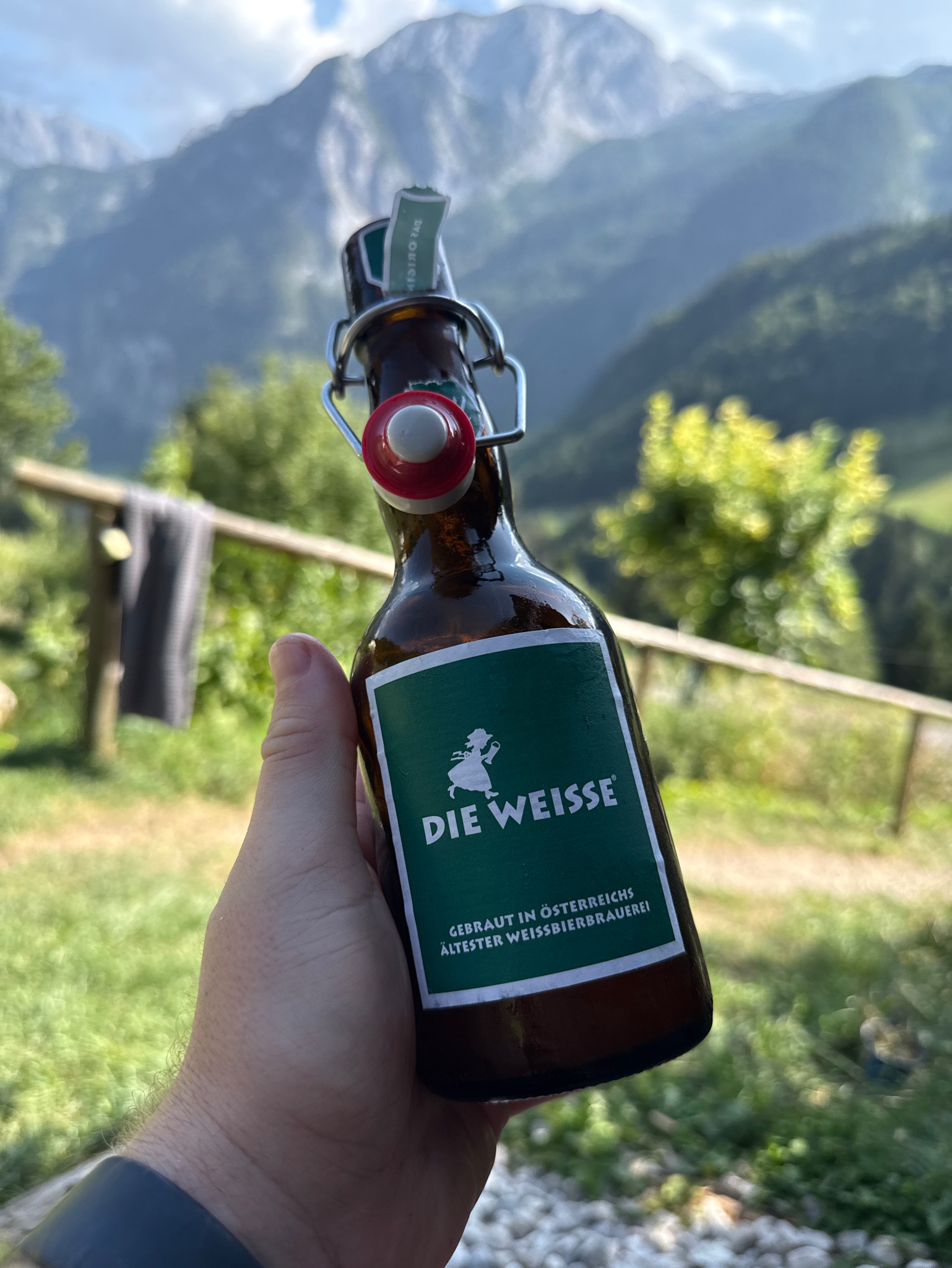 Die Weisse Hell, Salzburger Weissbierbrauerei