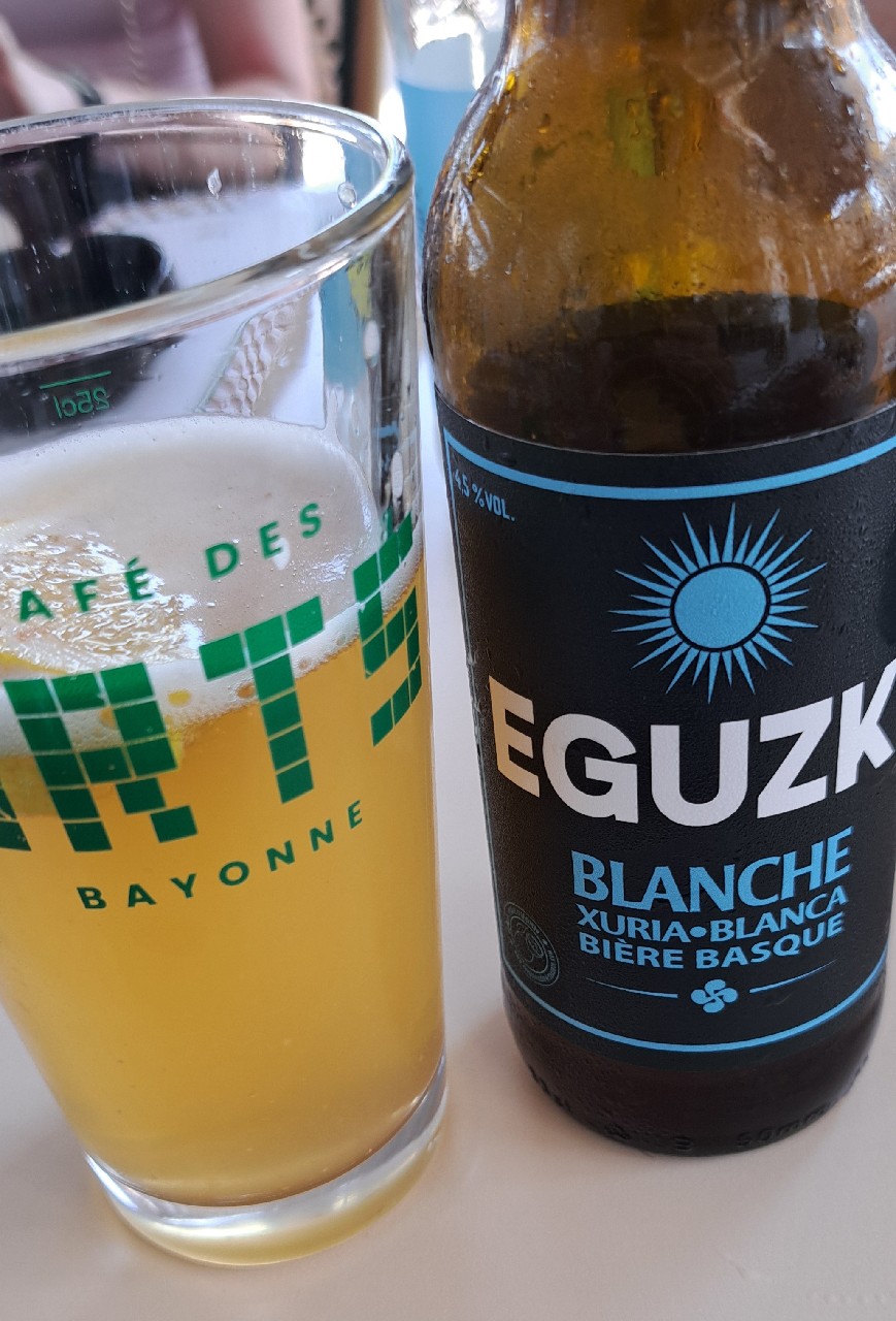 Eguzki Xuria Blanche, France