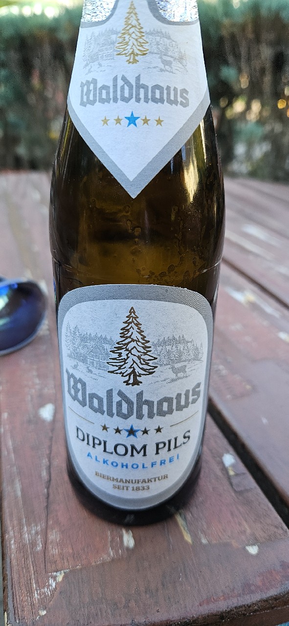 Diplom Pils Alkoholfrei, Waldhaus Privatbrauerei