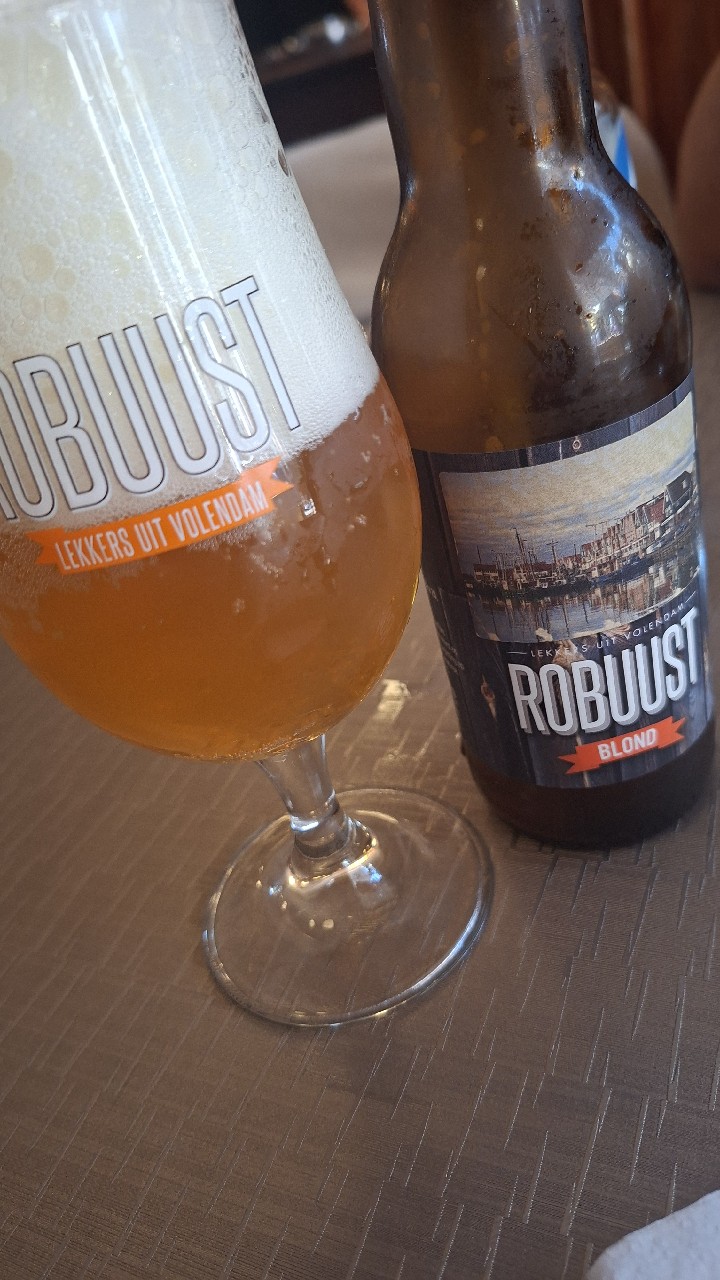 Robuust Blond, Lekkers
