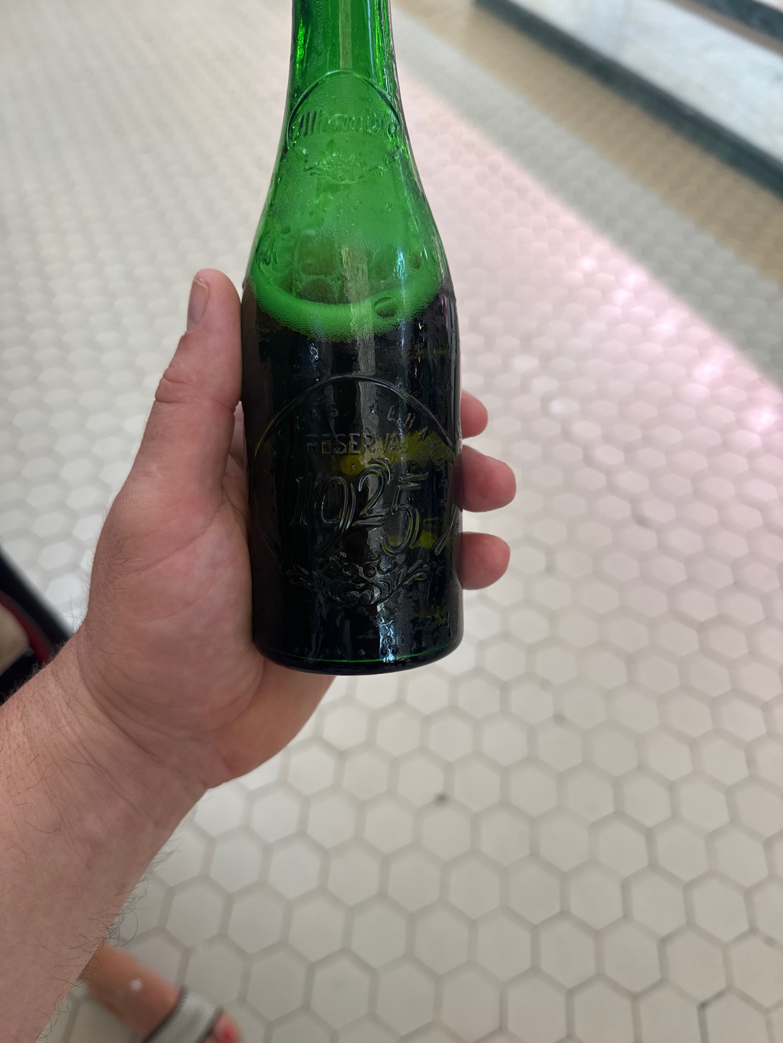 Alhambra Reserva 1925, Spain