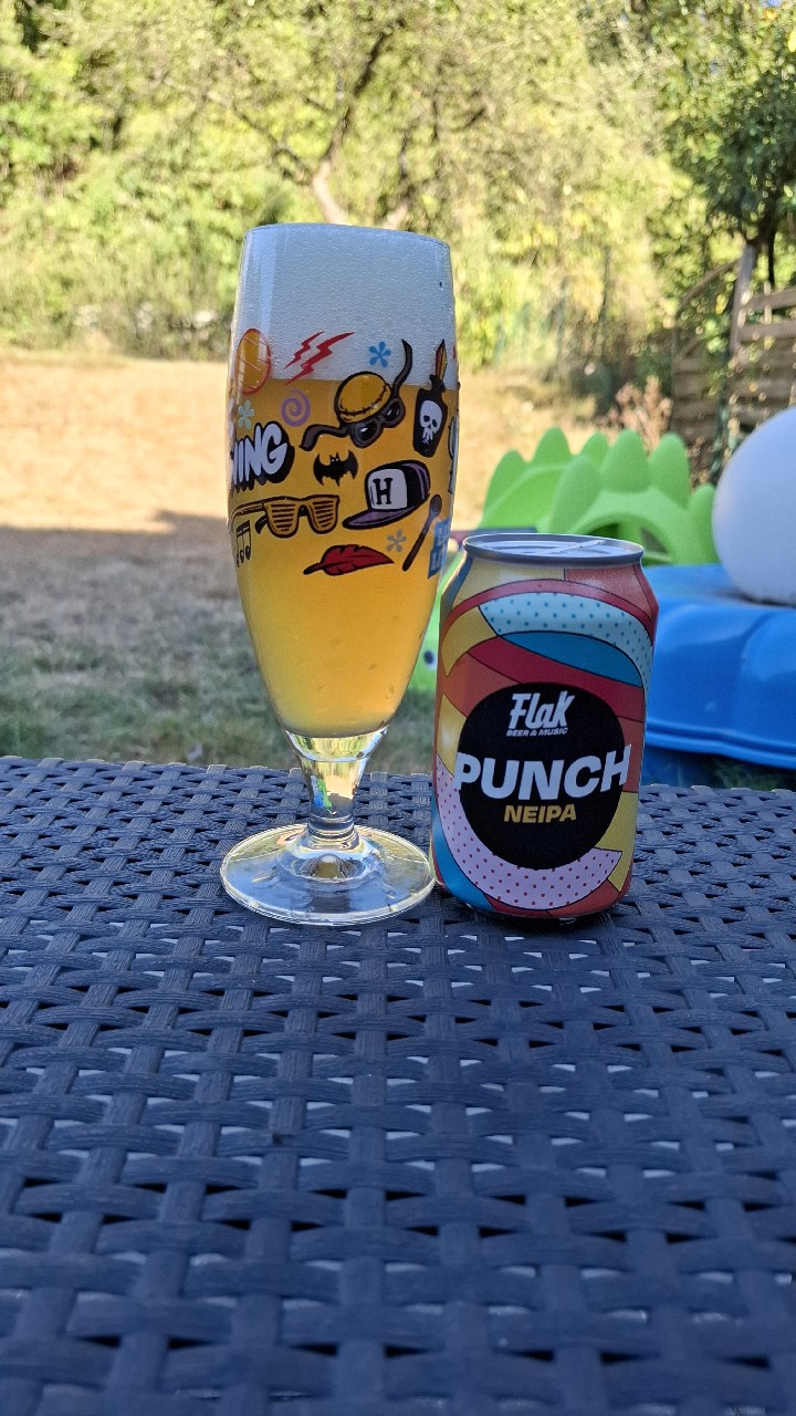Punch NEIPA, Flak Beer & Music