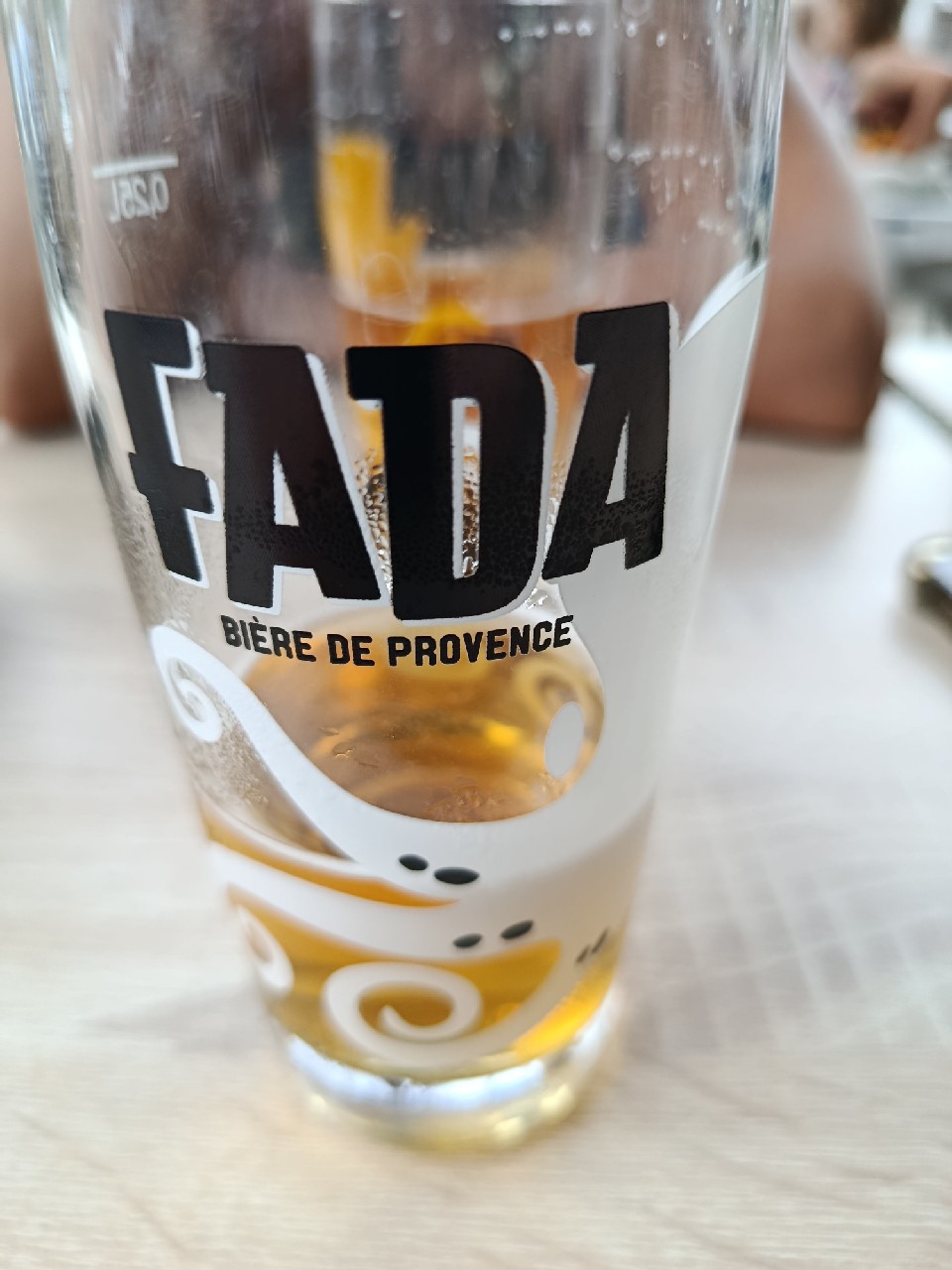 Fada Blonde, France
