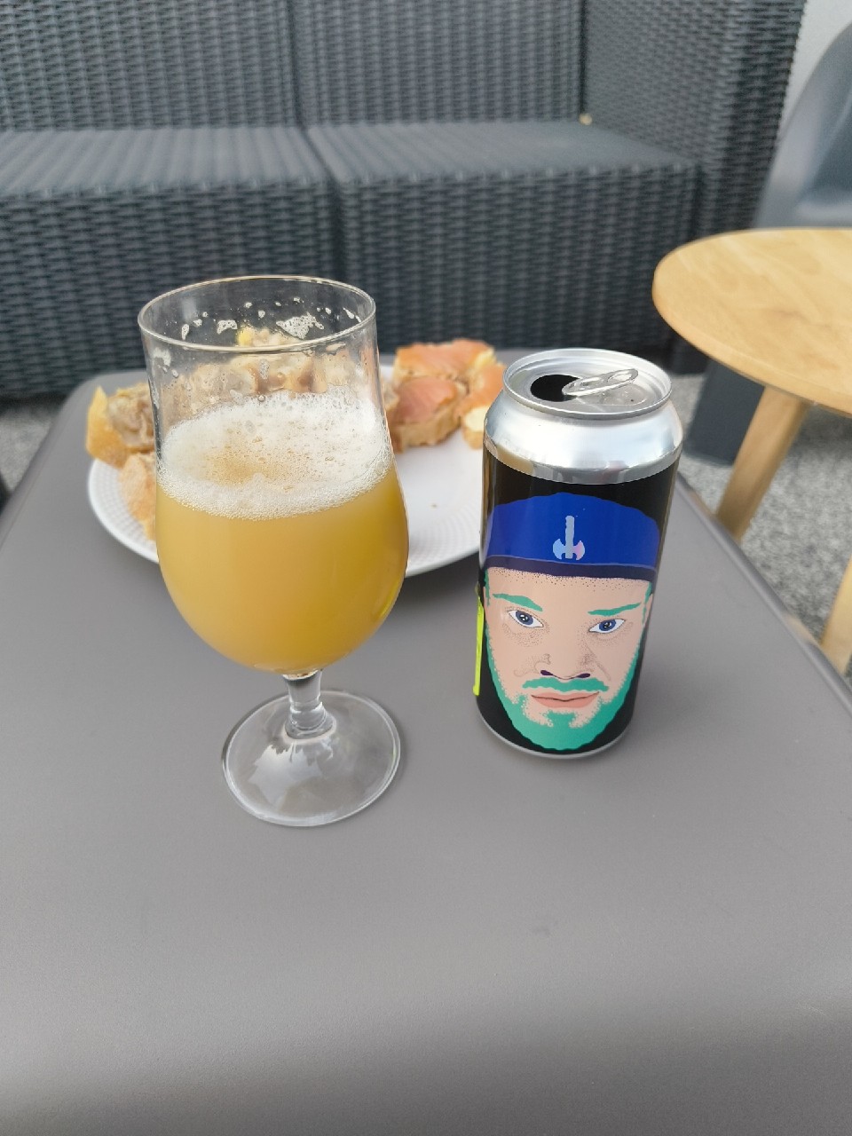 Steve's Axe, Sweden