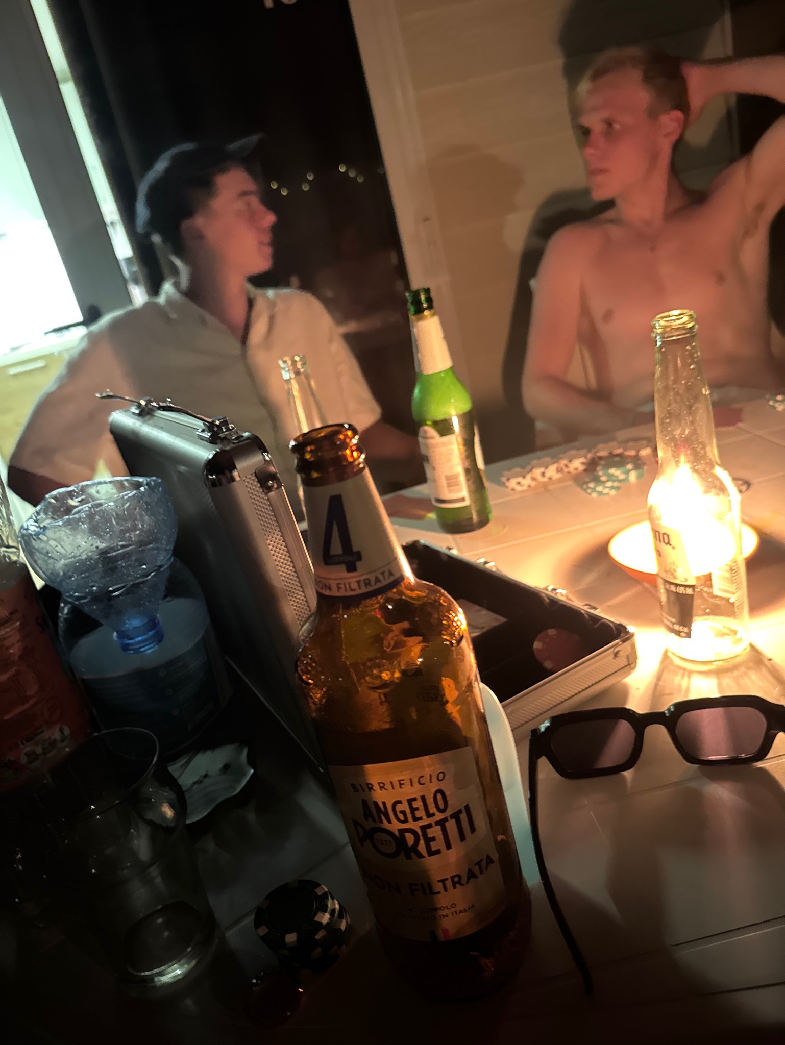 4 Luppoli Non Filtrata, Italy