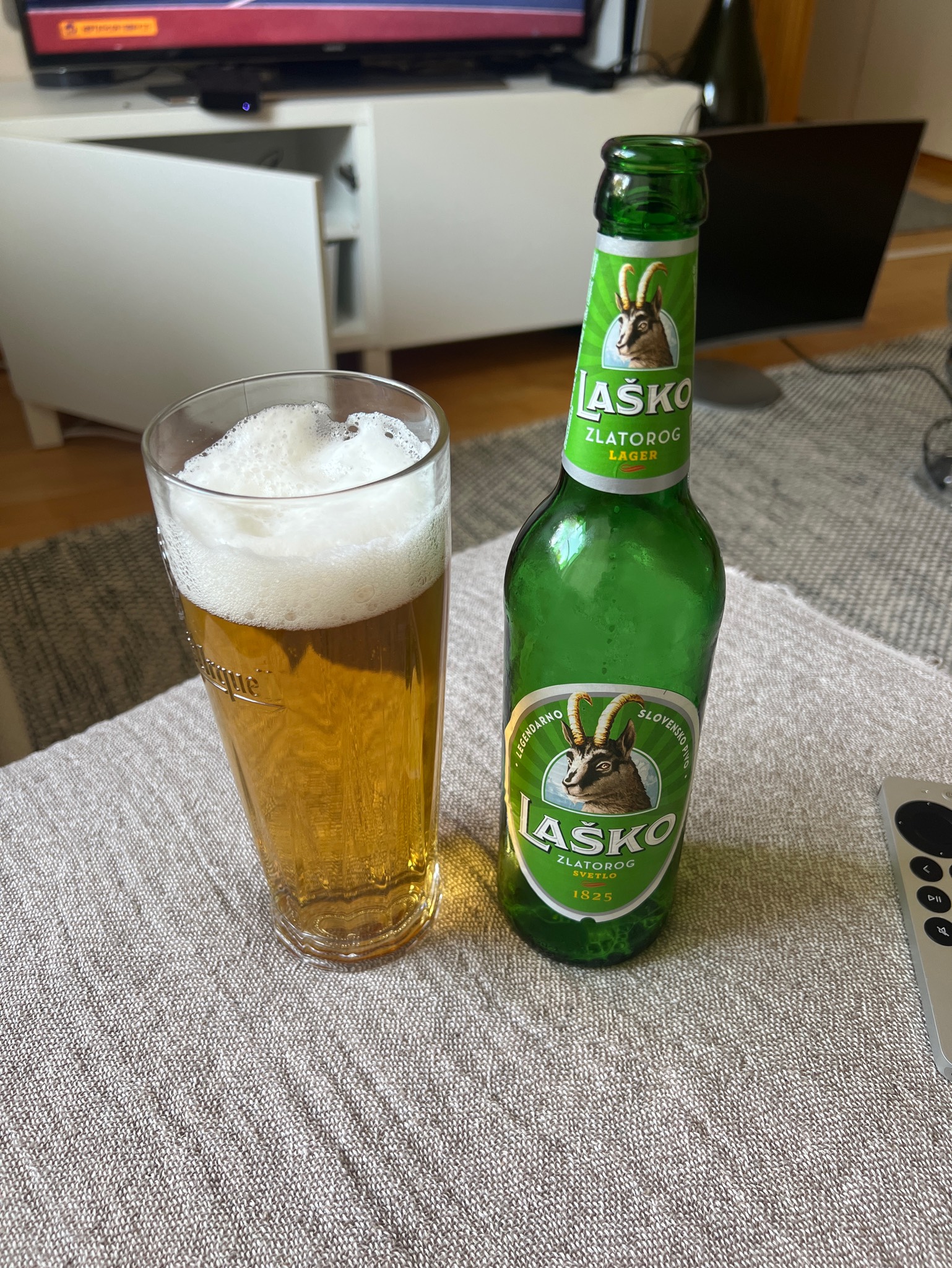 Laško Zlatorog Svetlo / Lager, Pivovarna Laško (Heineken)