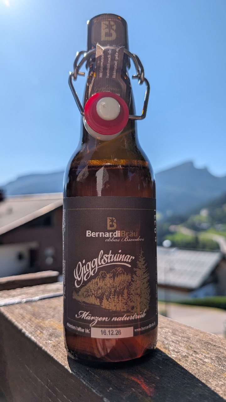 Gigglstuinar Märzen Naturtrüb, Bernardi Bräu