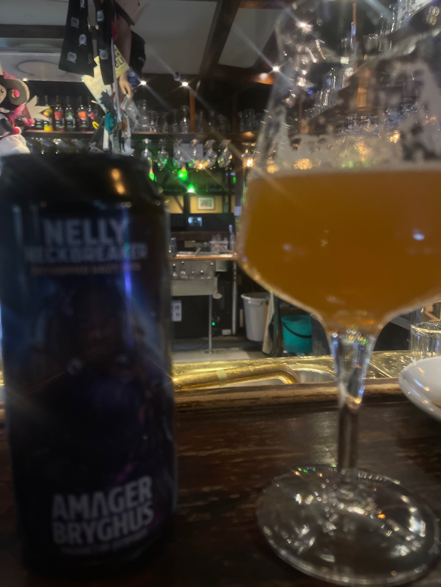 Nelly Neckbreaker, Denmark