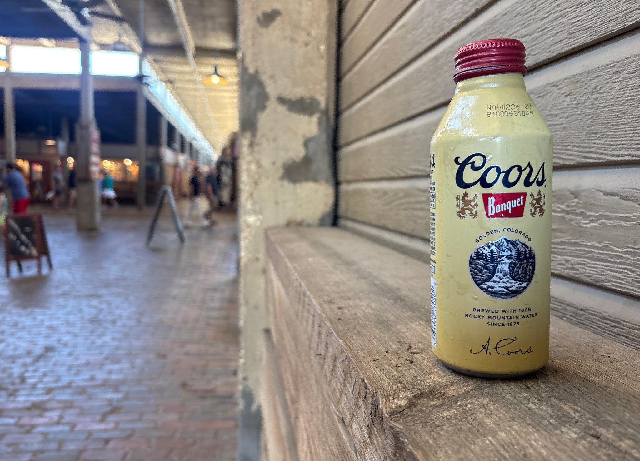 Coors Banquet, Coors Brewing Company (MillerCoors)