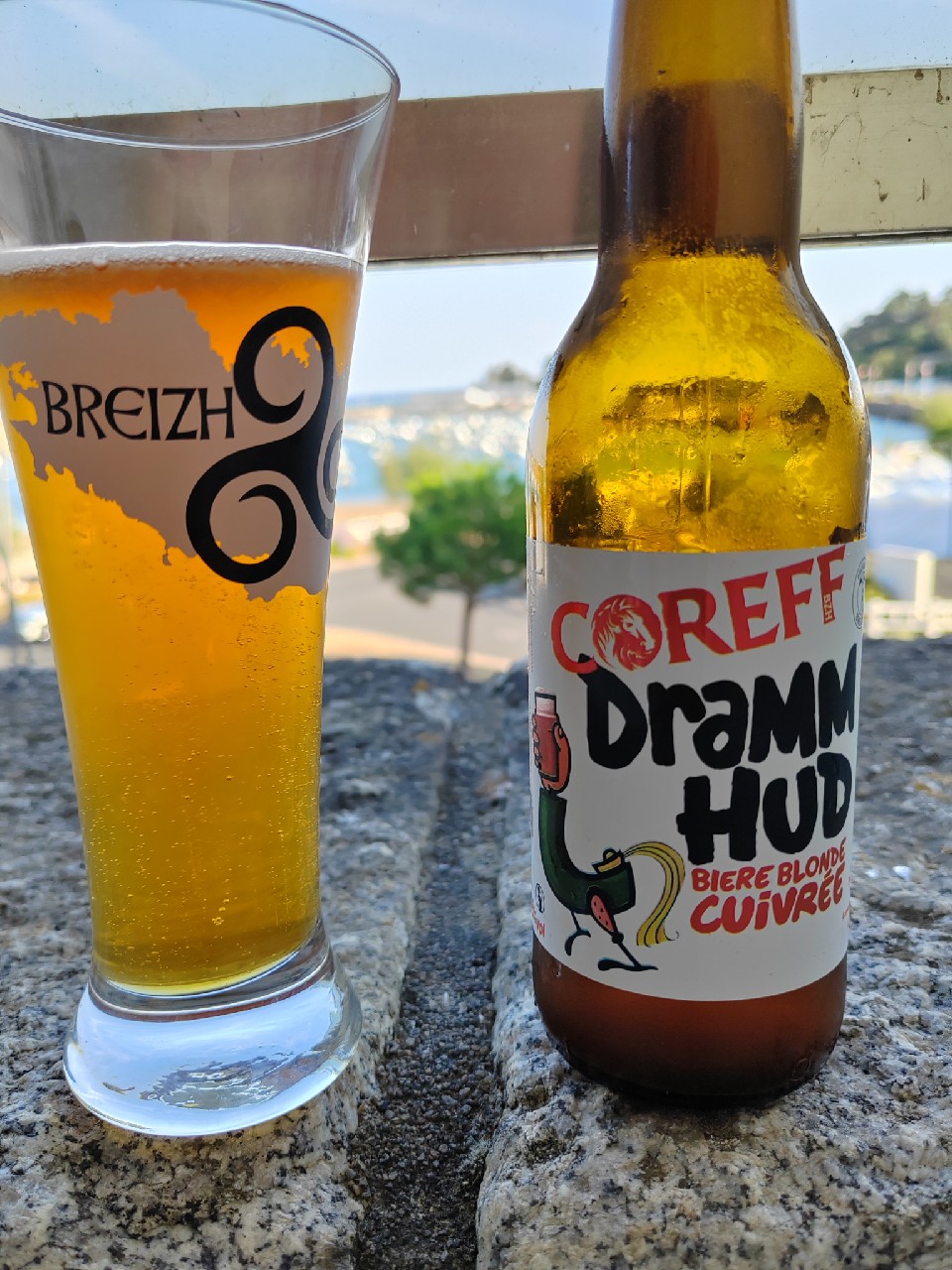 Dramm Hud, Brasserie Coreff
