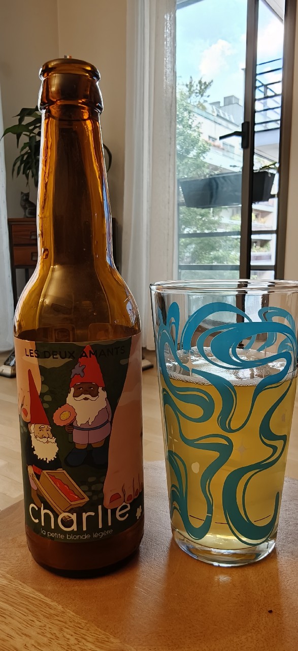 Charlie, Brasserie Les Deux Amants