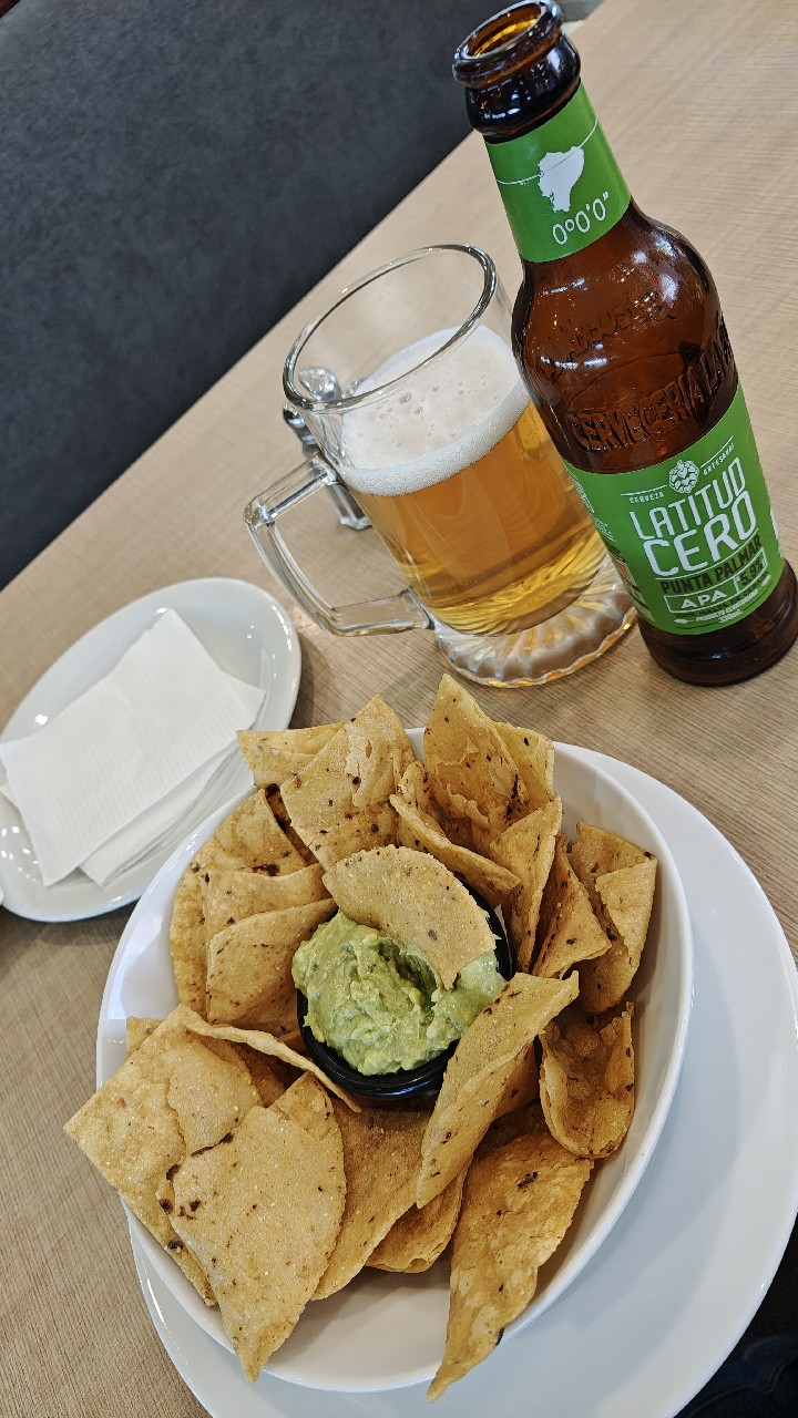 Latitud Cero° Punta Palmar, Cerveceria Artesanal La Paz