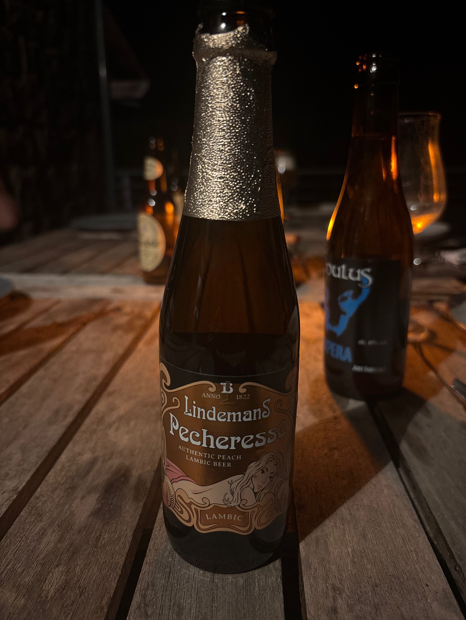 Pêche / Pêcheresse, Brouwerij Lindemans