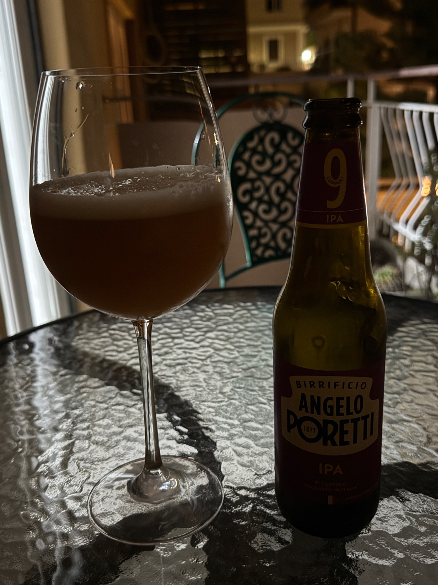 9 Luppoli American IPA, Italy