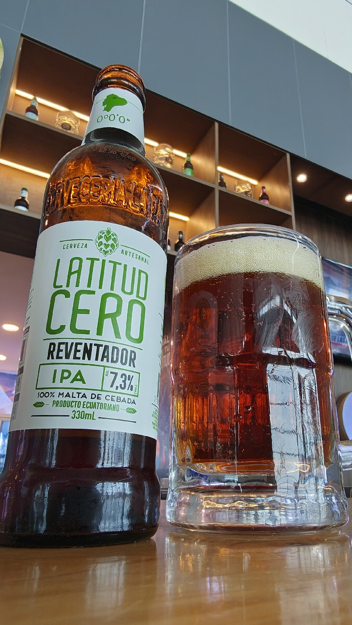 Reventador, Latitud Cero
