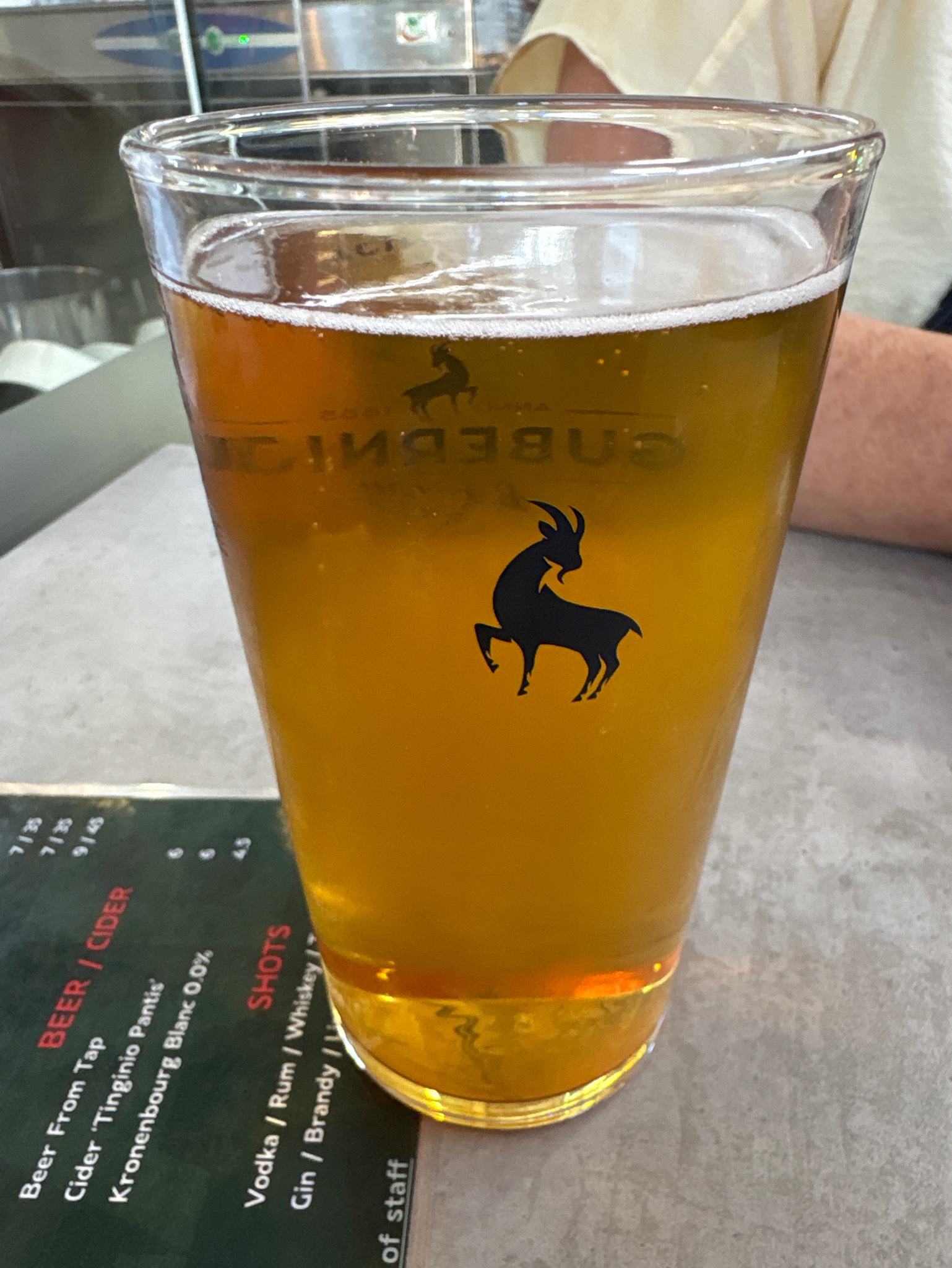 Gubernija Ekstra / Extra Lager, Gubernija Brewery