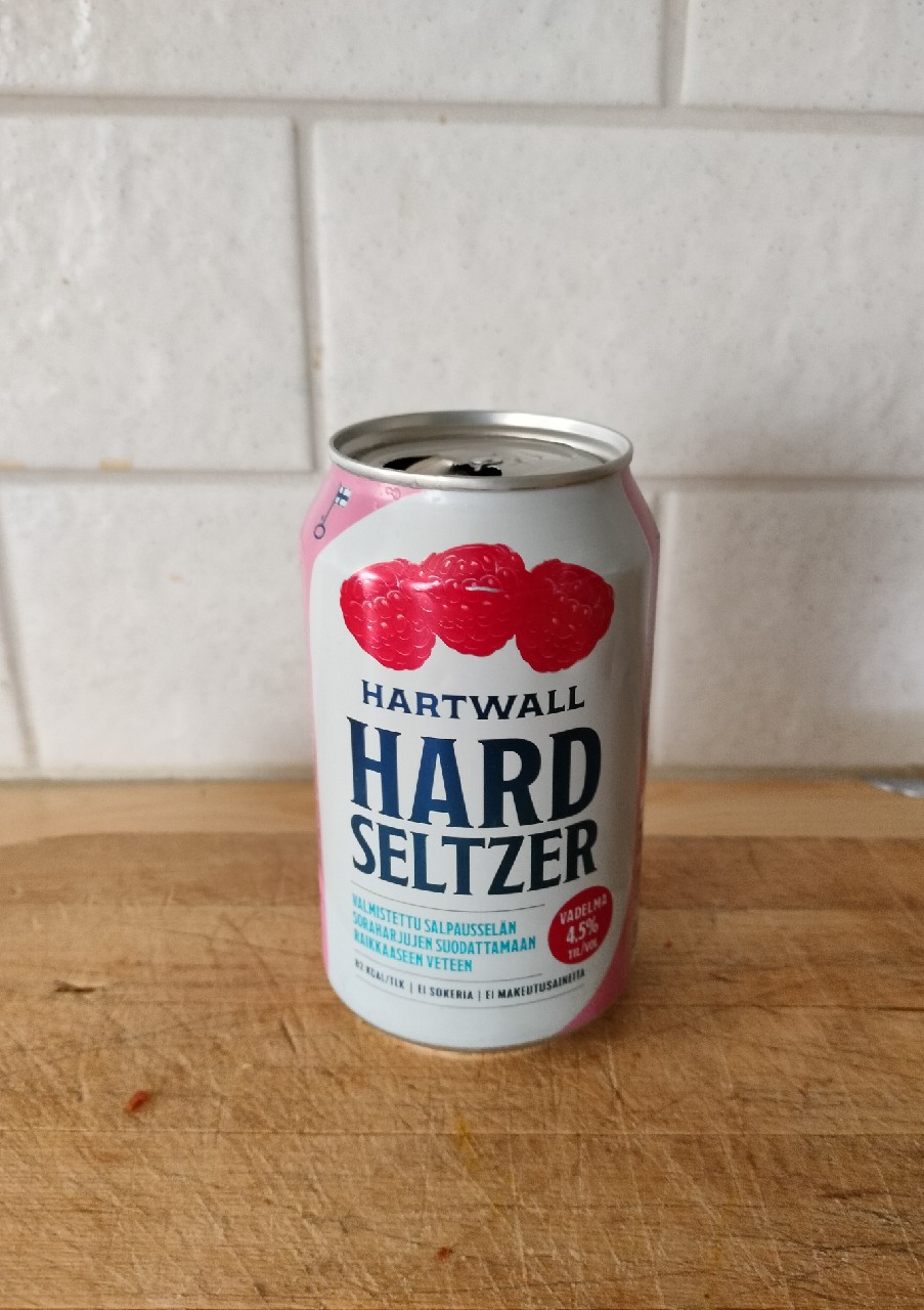 Hard Seltzer Vadelma, Finland