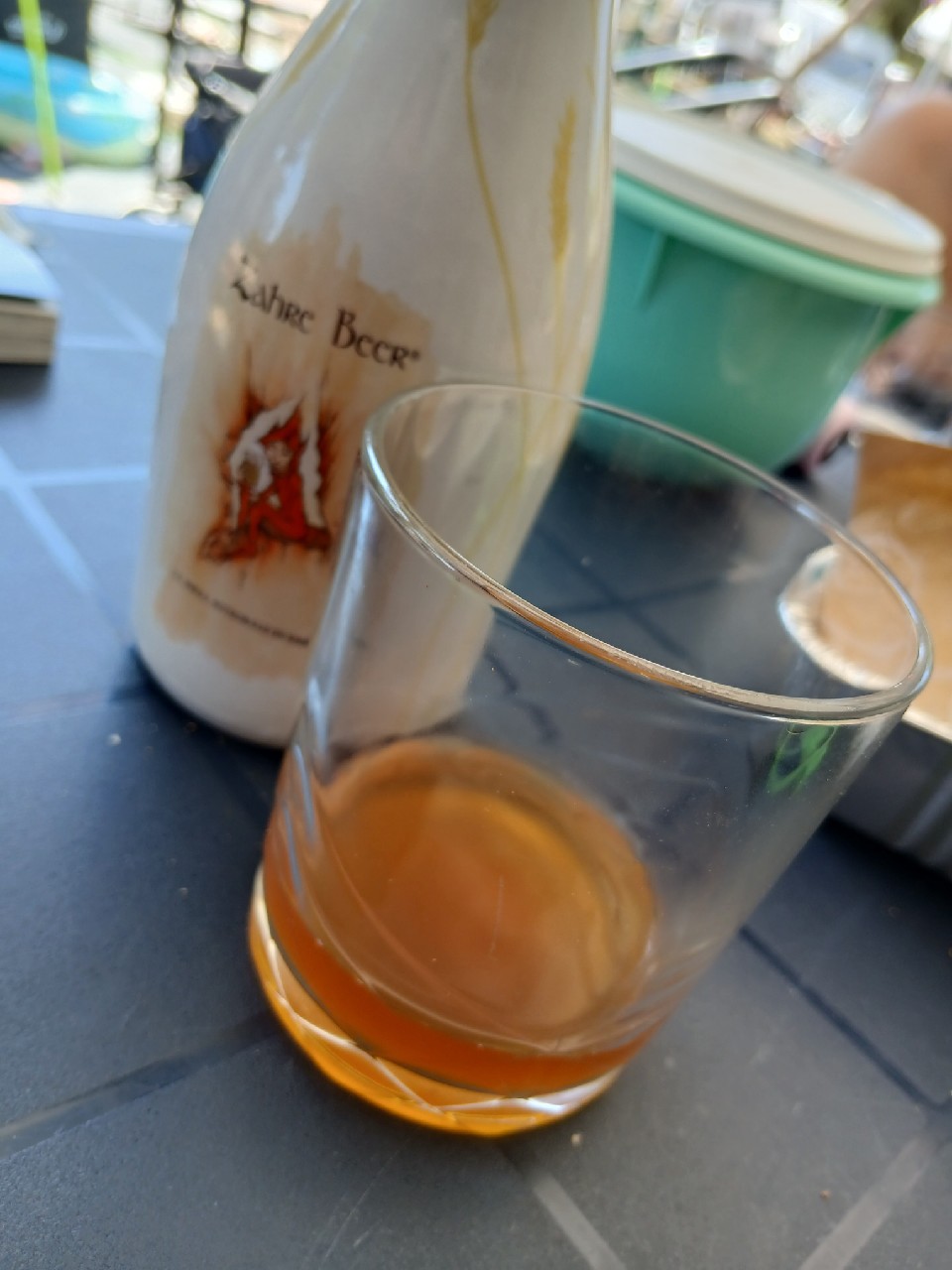 Oubre Zahre, Zahre Beer