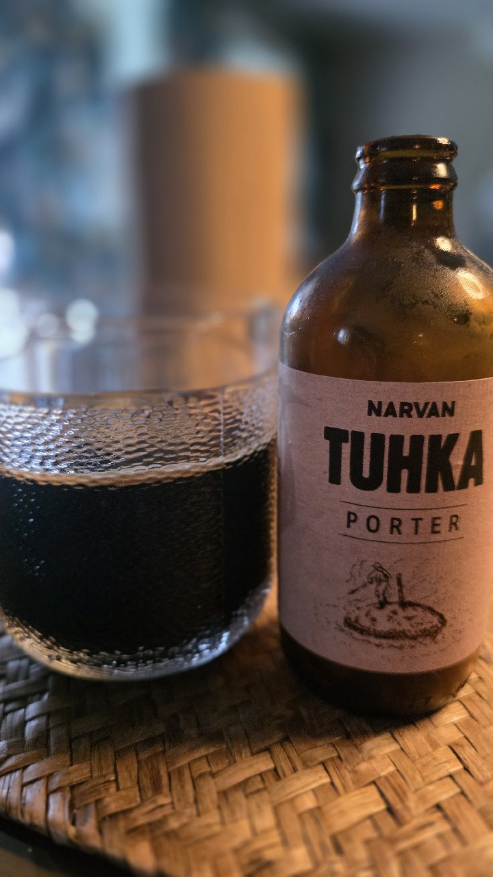 Narvan Tuhka Porter, Narvan Kyläpanimo
