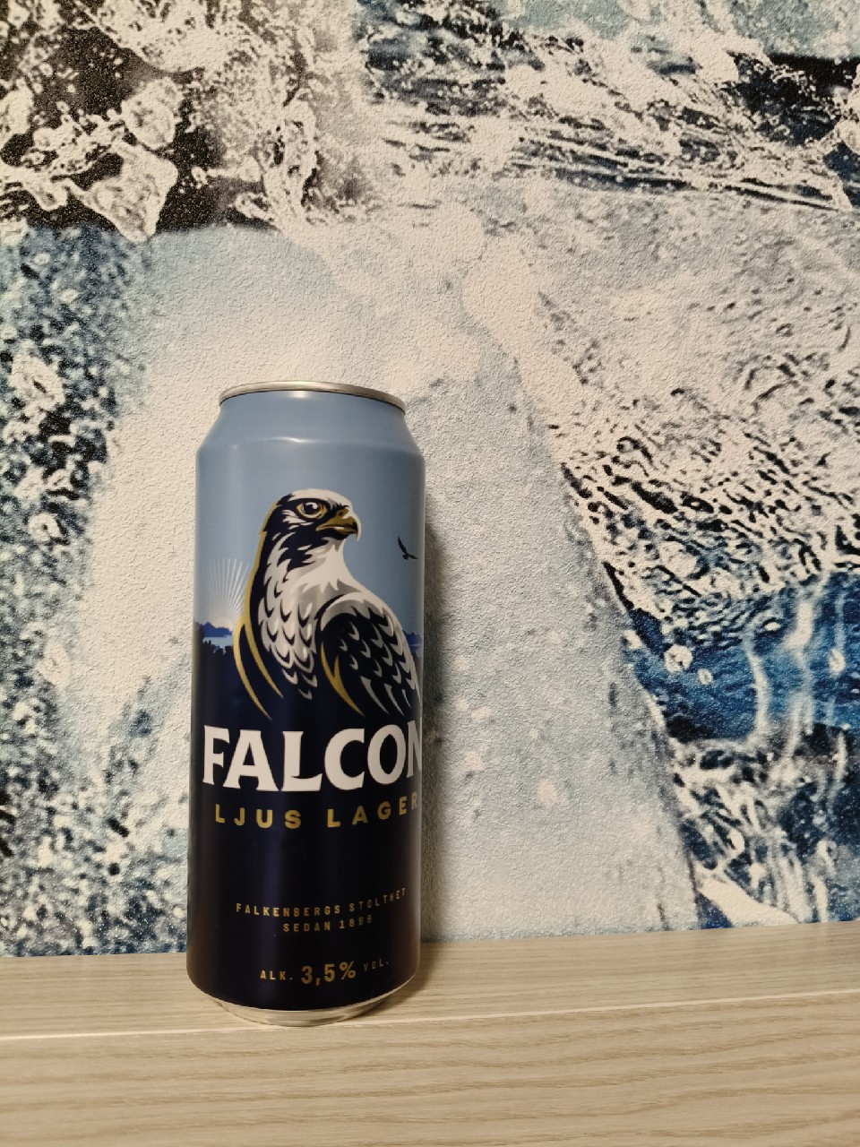 Falcon Ljus Lager, Sweden