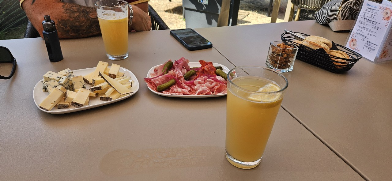 Noce Tropicale, Brasserie Domani