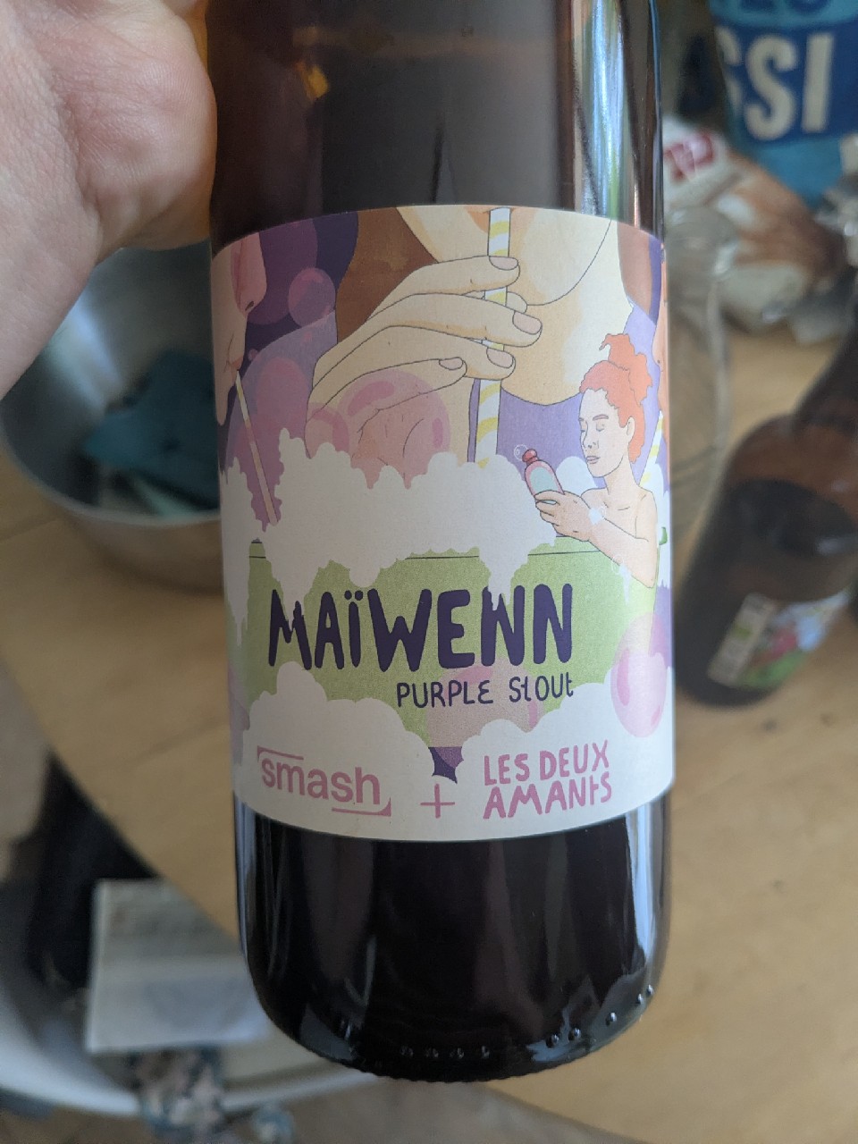 Maïwenn, Brasserie Smash