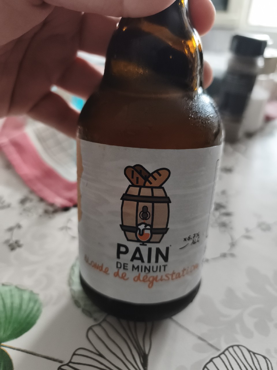 Pain De Minuit, Draw Your Beer