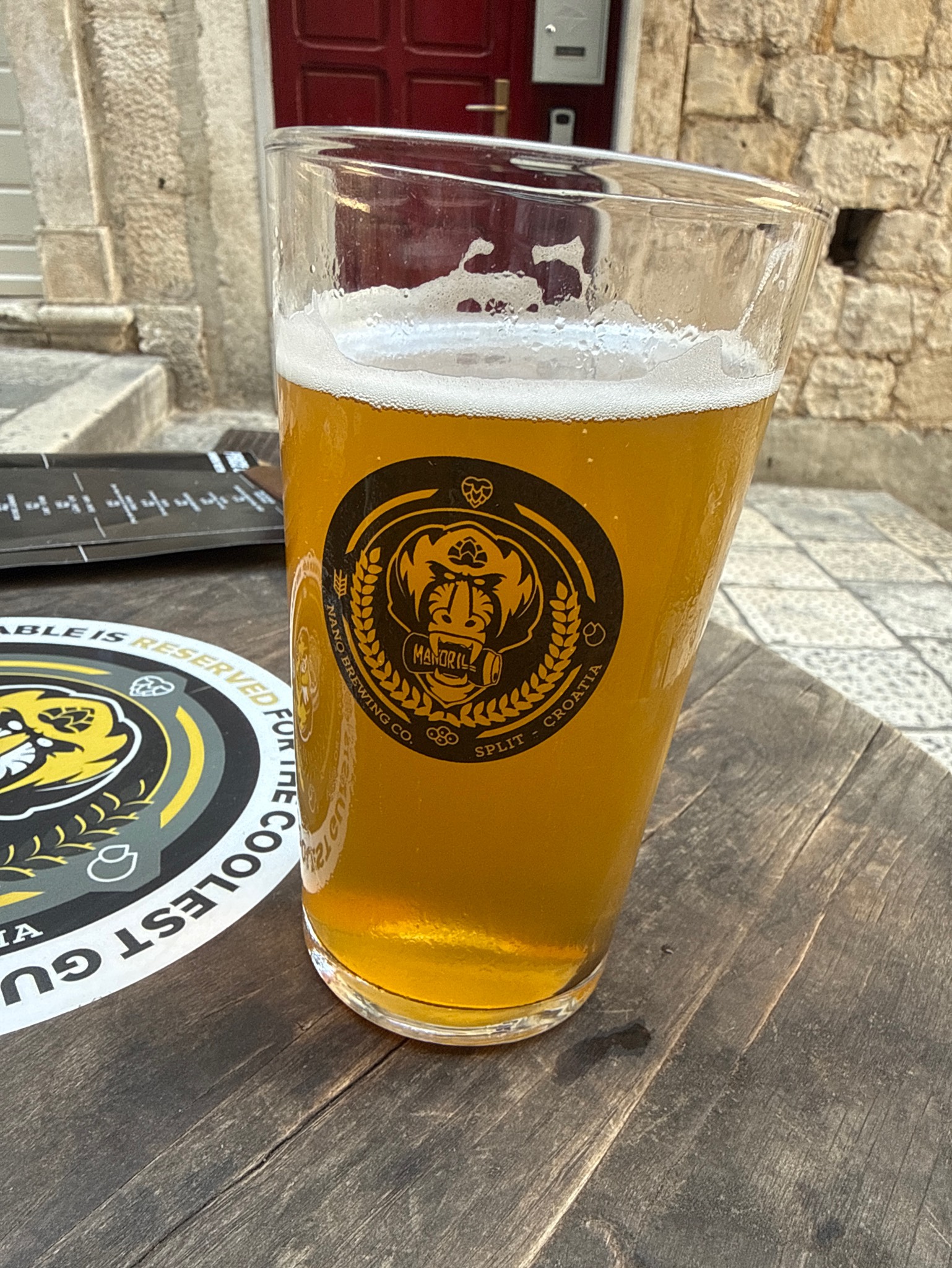 Monkey Blonde, Mandrill Nano-Brewing