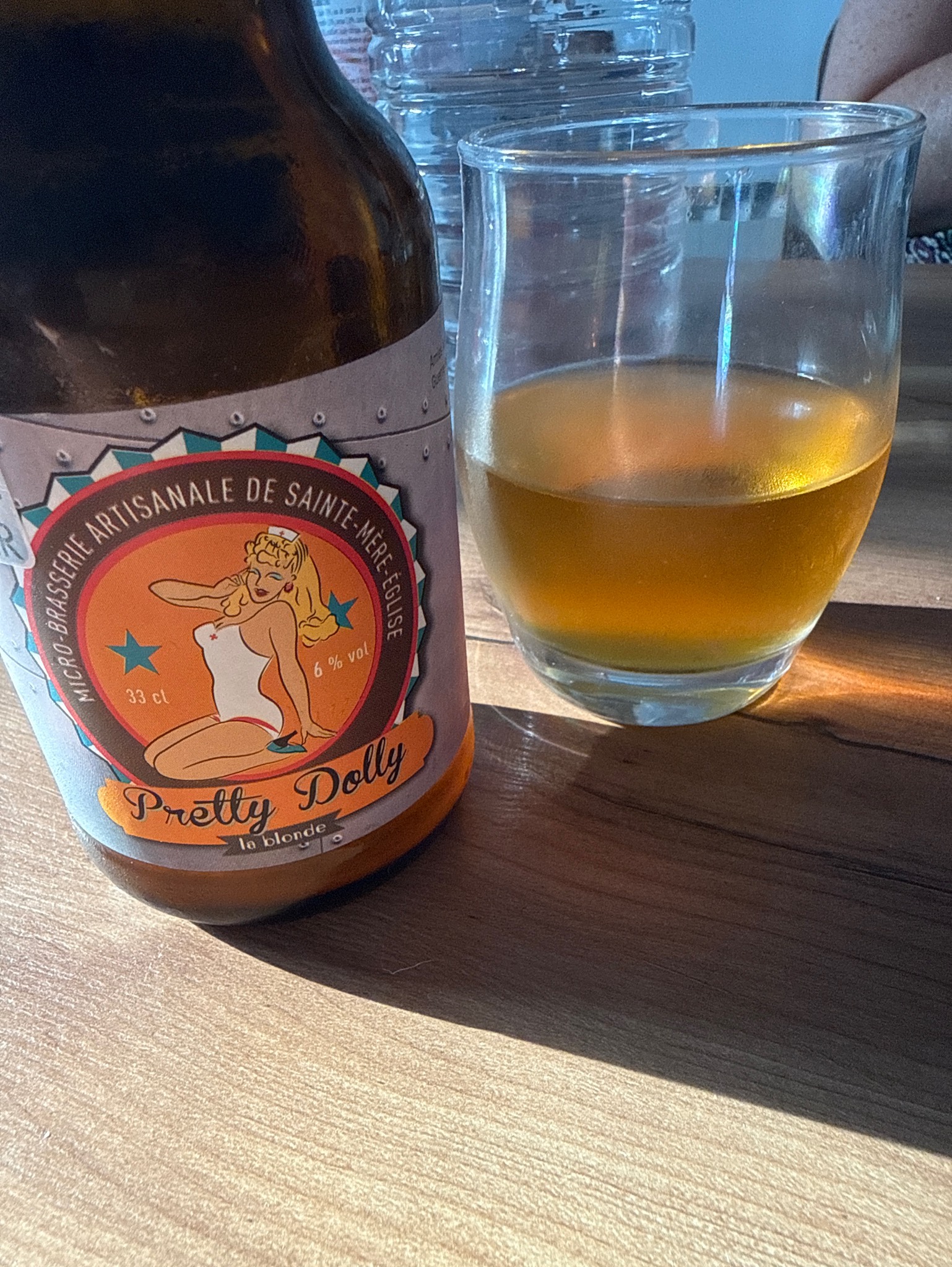 Pretty Dolly, Brasserie De Sainte-Mère-Église