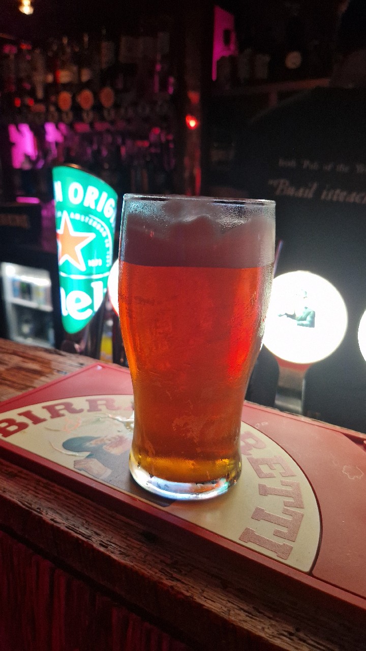 The King's Head - Blood Red Ale, Galway Hooker Brewery