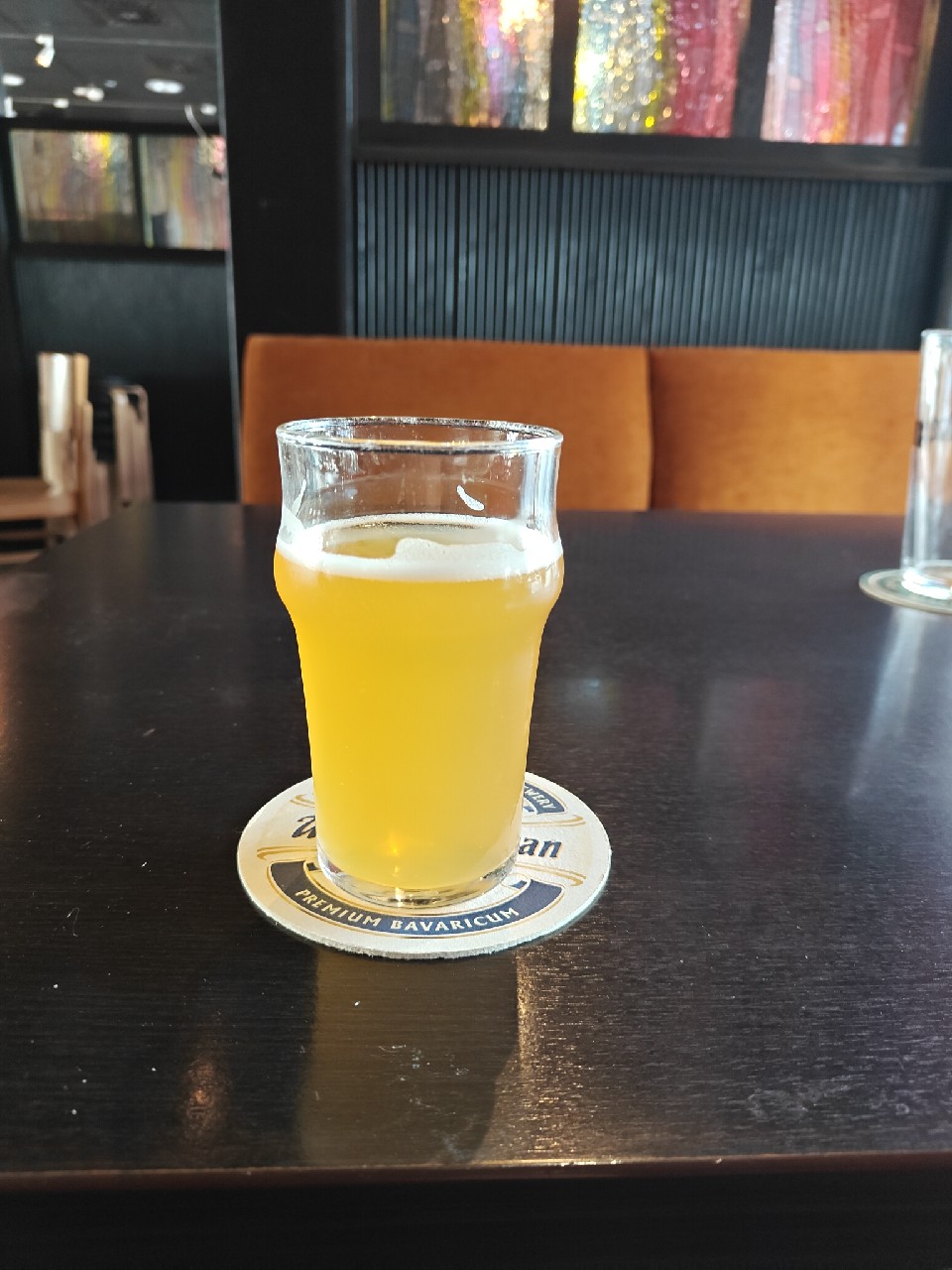 Erdinger Weißbier / Hefe-Weizen, Germany