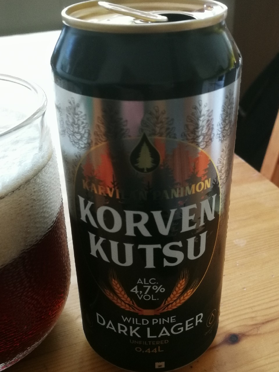 Korven Kutsu Wild Pine Dark Lager, Finland