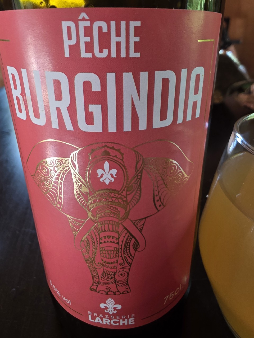 Burgindia Pêche, Brasserie Larché