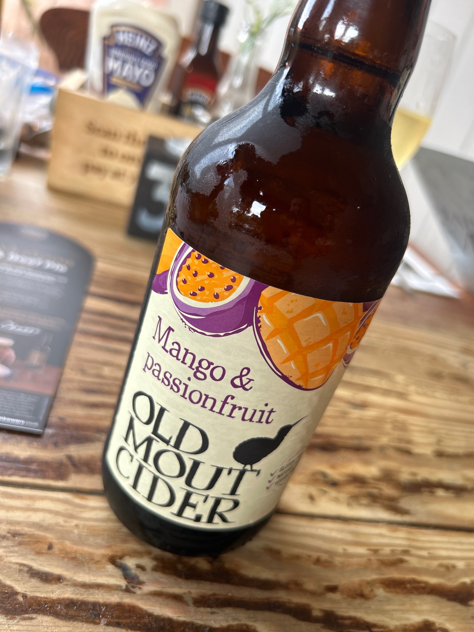 mango & passionfruit, Old Mout Cider