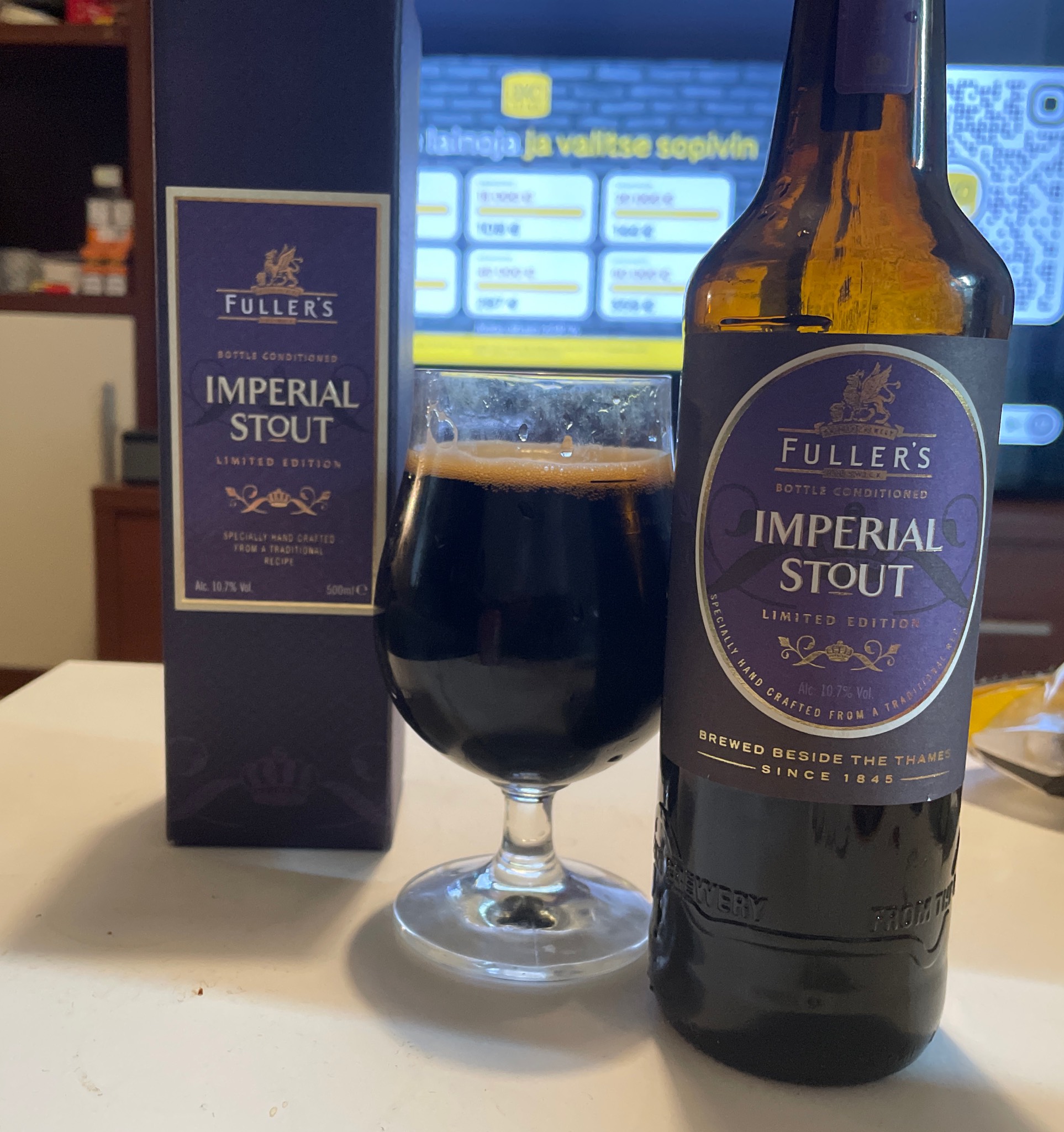 Imperial Stout, Fuller's Griffin Brewery (Asahi Breweries)