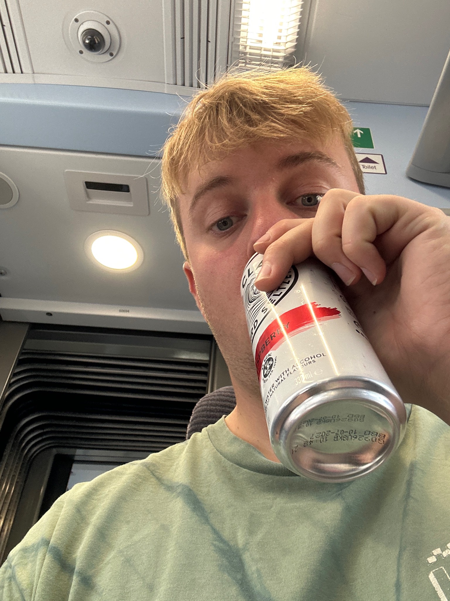 White Claw Raspberry, White Claw Seltzer Works