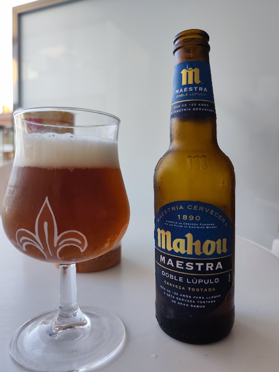 Mahou Maestra Cerveza Tostada / Doble Lúpulo, Spain