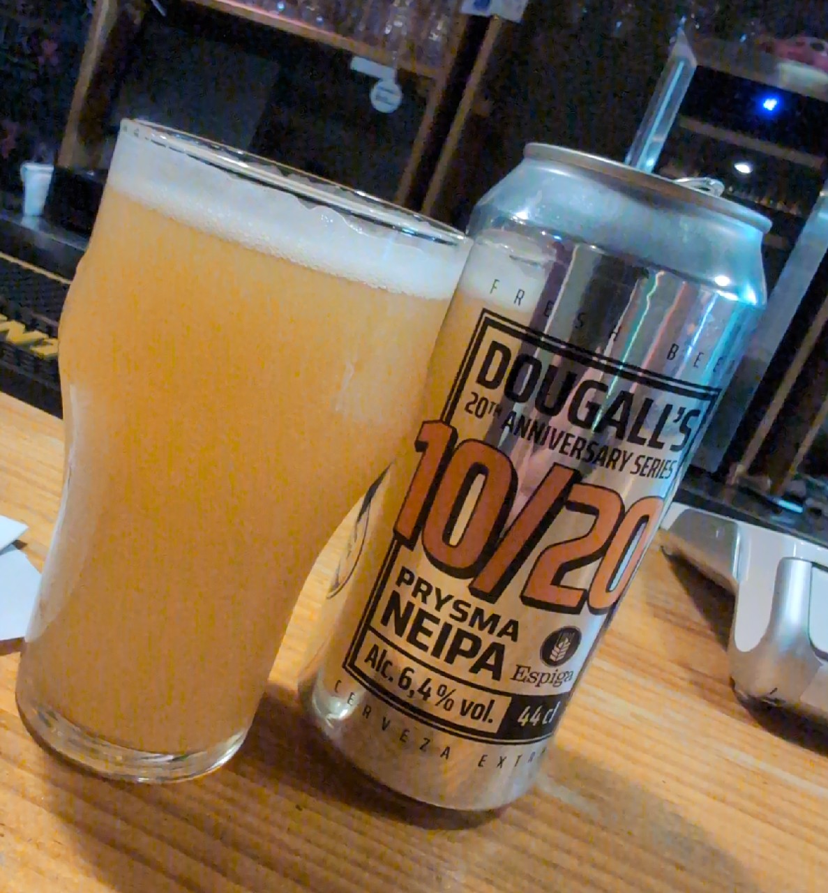 Dougall's NEIPA, Cerveza DouGall's