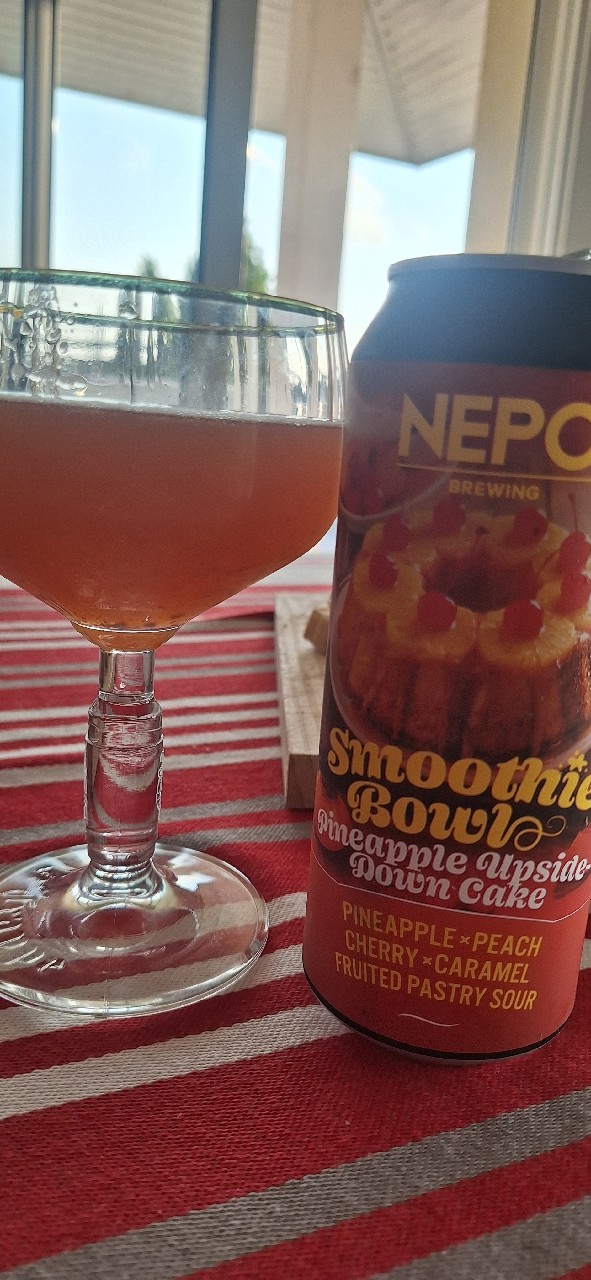 Smoothie bowl : Pineapple upside down cake, Nepo Brewing (Browar Nepomucen)